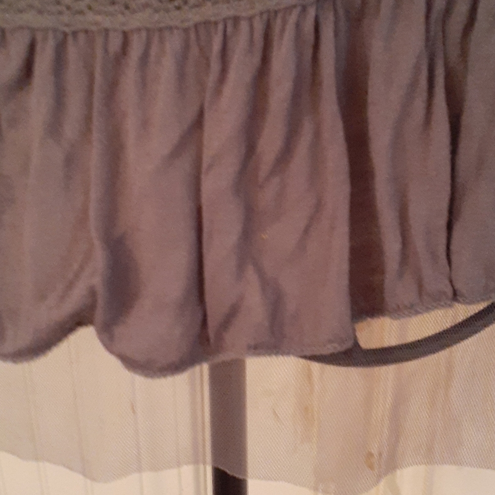 Top - Picture 3 of 4